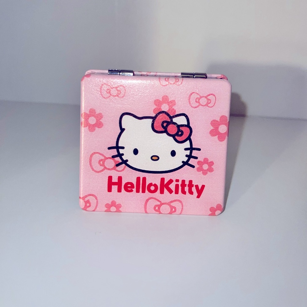 Hello kitty compact mirror